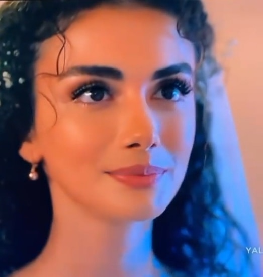 #celebrityoftheyears2021 #special_awards #coty #ÖzgeYağız
<a href="/yagizozge/">Özge Yağız</a> #İçimizdenBiri