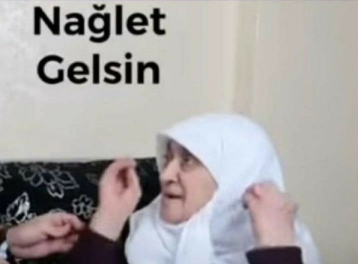 Daha dün çöktü ya? Her gün her gün Instagram mı çöker.
#instagramcoktu