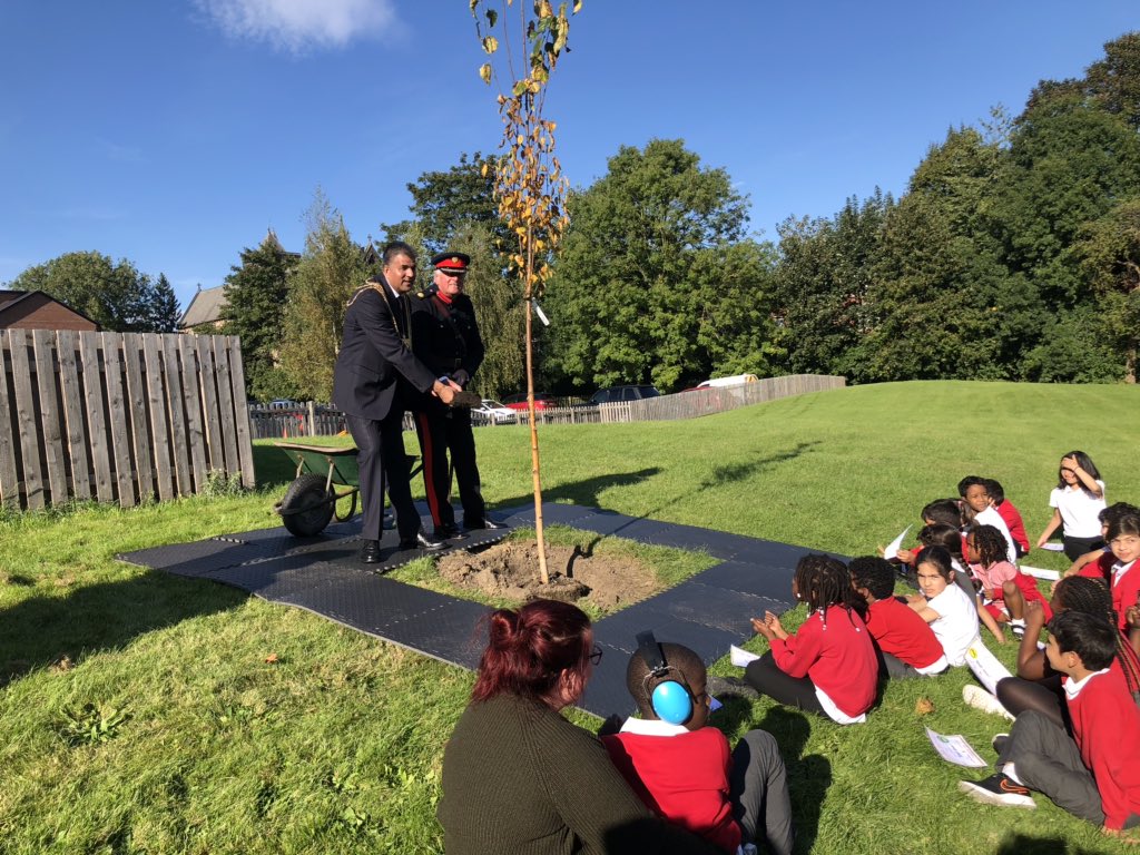 Tim Hare DL tweet media