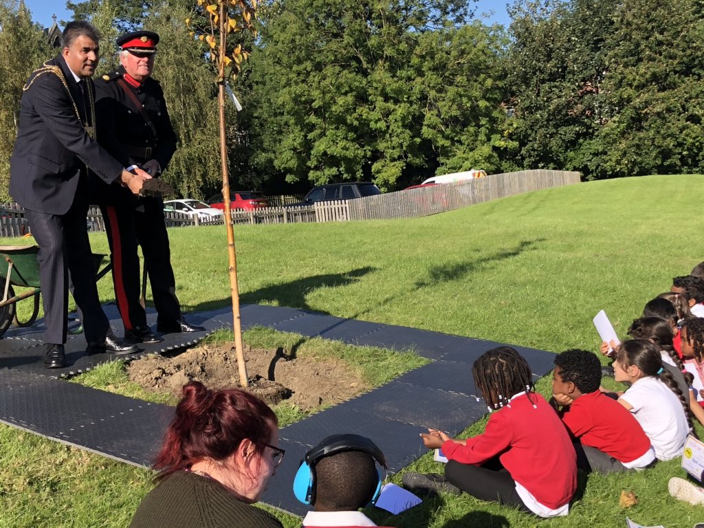 Tim Hare DL tweet media