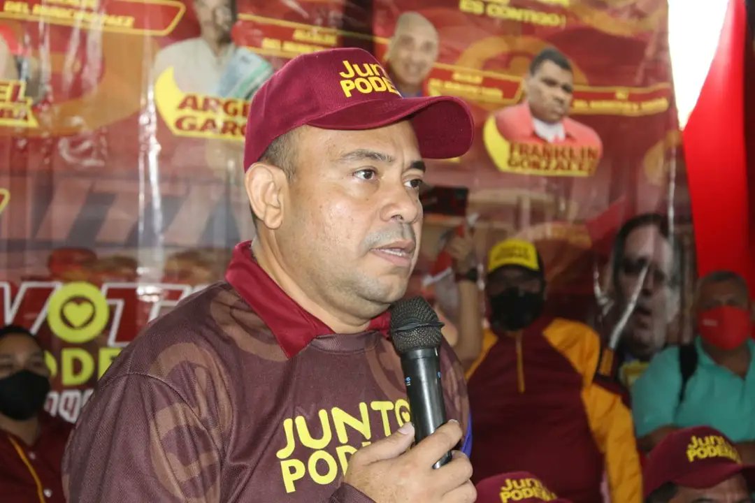 rtorrealba_'s tweet photo. Junto a @PrimitivoPsuv estamos seguros que la revolución seguirá triunfando en #Portuguesa

Hoy no solo Podemos ratificó el apoyo a su candidatura, sino que como candidato a la Alcaldía de Páez reafirmé el compromiso de trabajar unidos para enrumbarnos al progreso en el municipio https://t.co/gyvSytWfKo