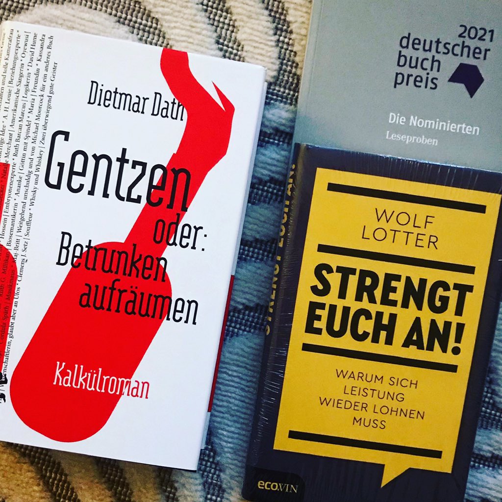 Räume ich vor, nach oder mit <a href="/wolflotter/">WOLF LOTTER🦉</a> betrunken auf? #zwickmühle meets #vorfreude - 🖤📚