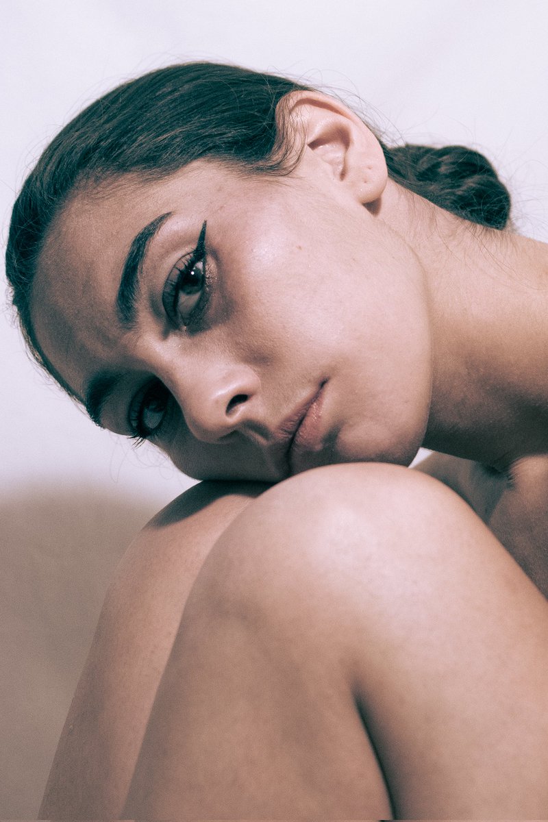 a lot of times I feel like too much so I did a... bare minimum shoot