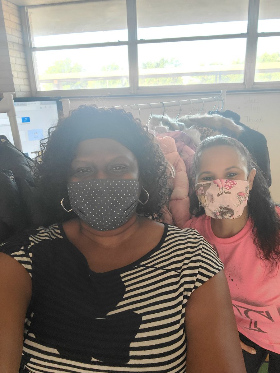 ll_abrams's tweet photo. Students @SmithES_AISD were so appreciative of the new coats they received today from @Aldine_FACE community partner @vecedottie. https://t.co/qjz9FXwkt6
