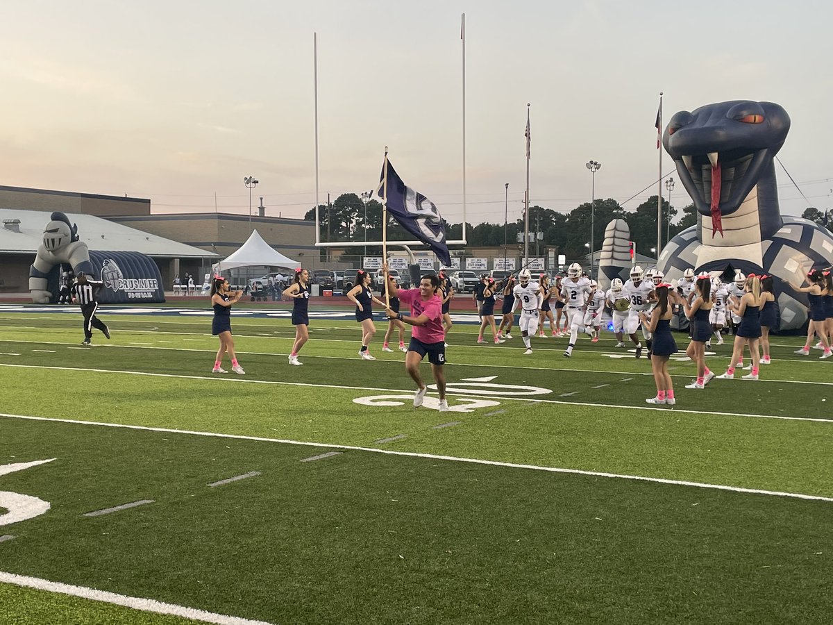 ButtonAthletics's tweet image. Here we go now!!  Let’s go Buttons!#CCstrong