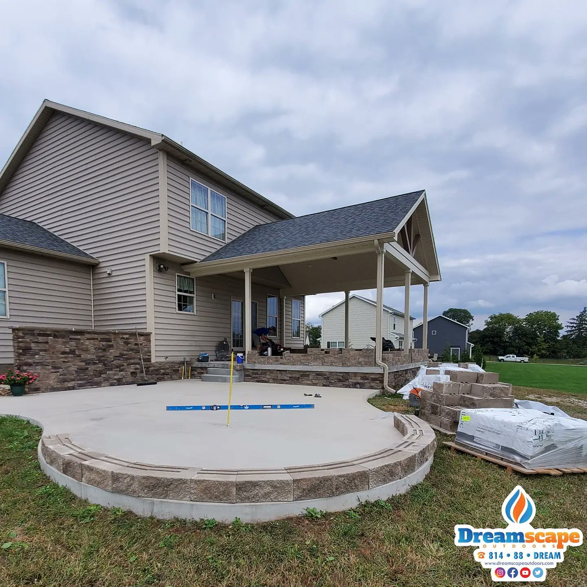 DREAMscape Outdoors FENCE + PATIO tweet media