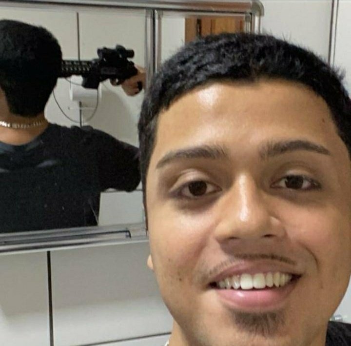 kamitint's tweet photo. a dois mêses q eu falava q ia ler blue period, o anime lança amanhã e eu ainda não consegui ler o manga https://t.co/Ekf3LBQz3K