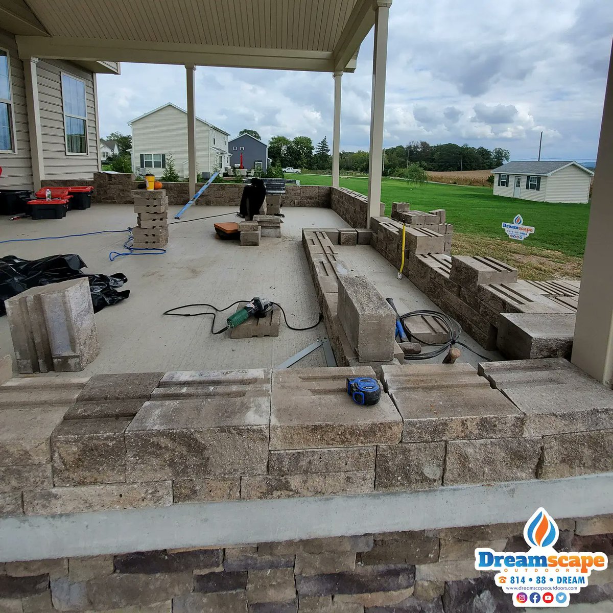 DREAMscape Outdoors FENCE + PATIO tweet media