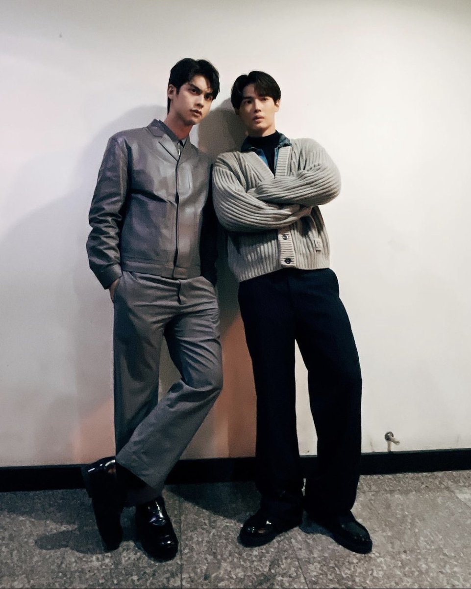 ayoi77's tweet photo. B1B2 
#brightwinisreal
#brightwin 
#bromance 
#winmetawin
#Bbrightvc https://t.co/XTKe2pa6cY