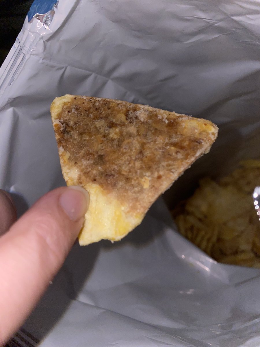KMStewart6's tweet photo. @popcorners can we please let people know that this batch is bad? I just opened this bag tonight, and there are more like this scattered at the bottom. https://t.co/zipWjq5ap5