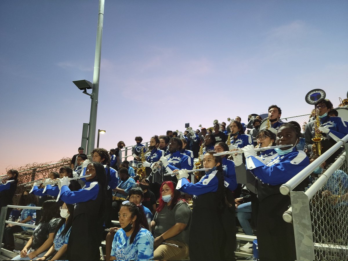 We love MNTHS Middle School Night! Who's house??? OUR HOUSE!!!!! <a href="/ManorISD/">Manor ISD</a> <a href="/MNTHSChoir/">MNTHSChoir</a> <a href="/ManorMiddleBand/">Manor Middle Bands</a> <a href="/MNTMSBands/">MNTMS Bands</a> <a href="/TitanRegiment1/">@TitanRegiment</a> <a href="/SpencerAndreD/">Andre D. Spencer, Ed.D.</a> <a href="/TAJAHGROSS/">Dr. Tajah M. Gross</a> @MikePerkins_PLC @AlejandroGongo1 <a href="/funkdaddytweet/">Bobby Garcia (He/Him)</a>