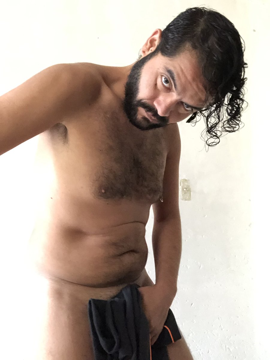 karl_sol's tweet photo. #BathroomTime
#LibidinalEnergy
#FridayFeeling
🤍🌸♥️🔥 https://t.co/0NWSEUinXw