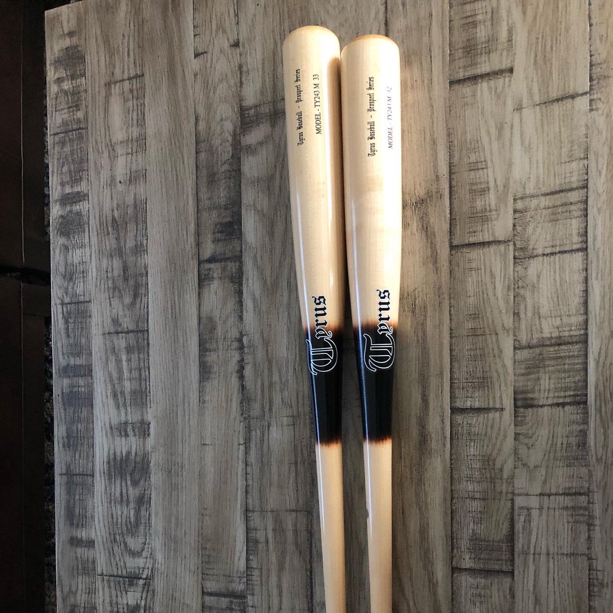 TyrusBaseball's tweet photo. Pine Tar Look Custom Bats are officially live! All models & sizes available. Get yours now @ https://t.co/YfRB3dV0aO
#pinetar #baseball #baseballbat #baseballbats #woodbat #woodbats #wood #handsplit #custom #custommade https://t.co/FdzXOVBBV2