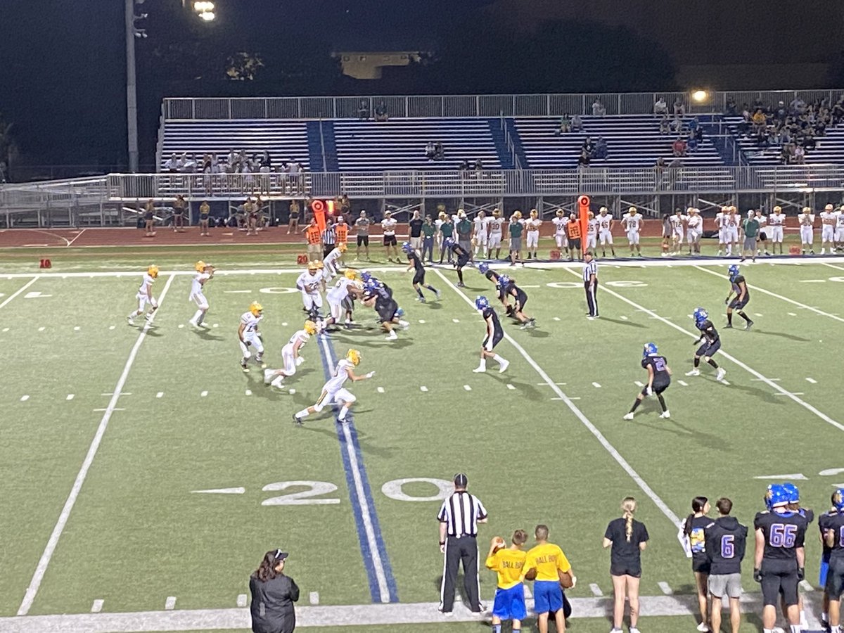 SRO_Fine's tweet photo. Last game as your SRO. GO @SalthawkFB!! https://t.co/4aMMiOESSZ