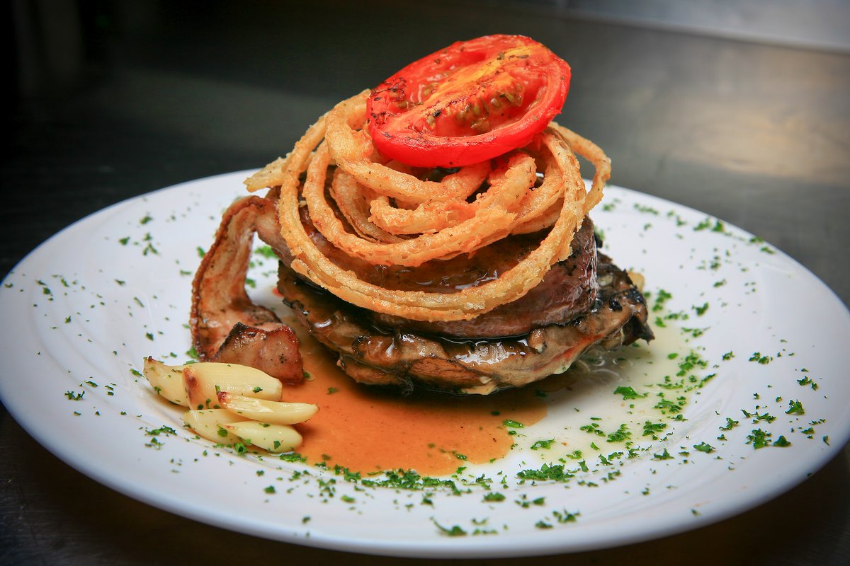 MarlinGrill's tweet photo. There's nothing better than a classic filet {topped with crispy onions, of course}! 

#MarlinGrill #Sandestin #Florida #EatLocal #Steak #EmeraldCoast #FineDining https://t.co/3bs6iydX3Q