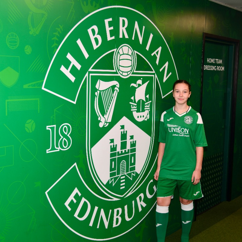 HFCGirlsAcademy's tweet photo. #HFCGirlsAcademy 🤝 @LothianUnison

We are delighted to announce a partnership with UNISON that will see their branding feature on the front of our U13 Yellow Squad shirts 😍