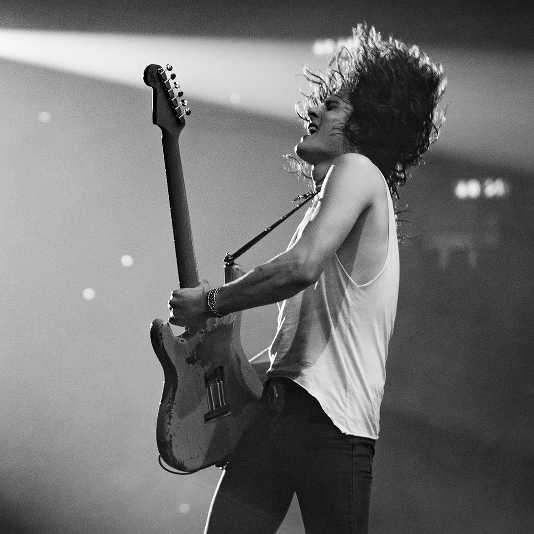 TheVogue's tweet photo. JUST ANNOUNCED: @thetylerbryant will be joining @larkinpoe for their show at #TheVogueIndy TOMORROW! Due to unforeseen circumstances, The Collection will no longer be supporting this date. See you tomorrow! https://t.co/1Y6Pbgunl6