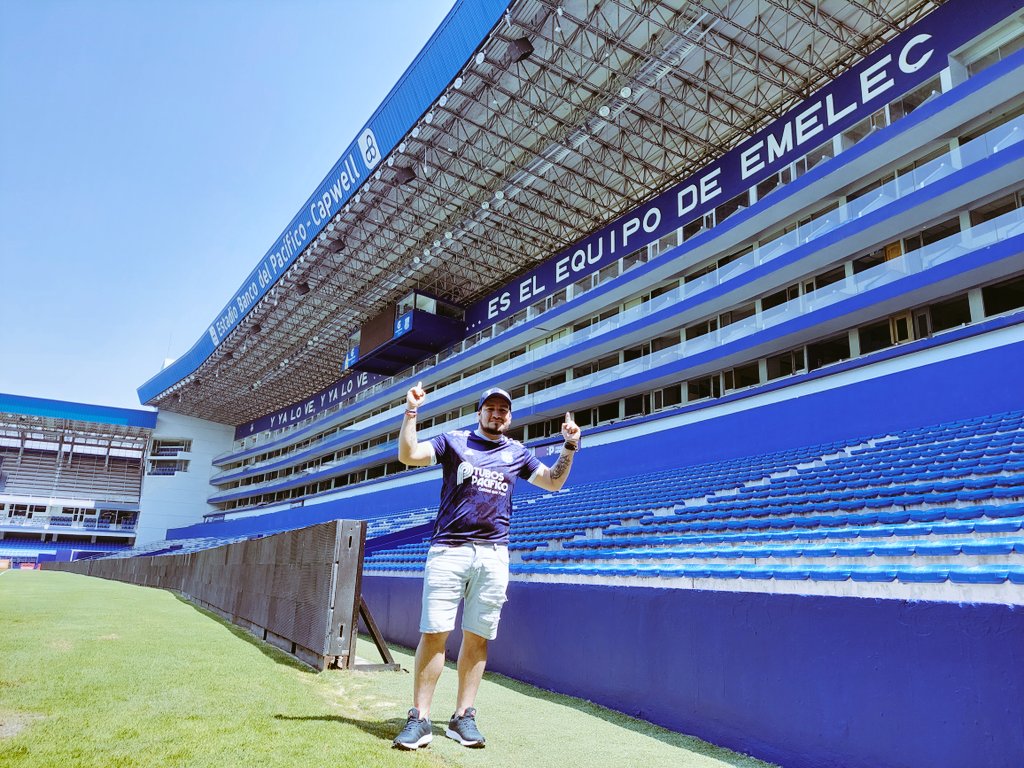 Arcaya77's tweet photo. Lindos momentos en la Caldera 🏟💙
@CSEmelec Toda la Vida
#ProntoVolvemos 😌 https://t.co/DlchKsvrdl