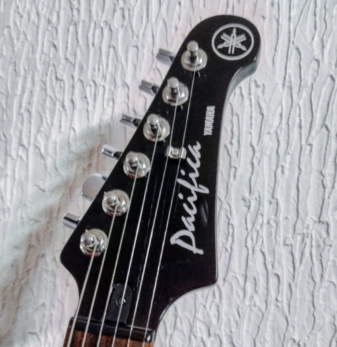 Balaneskovic's tweet photo. Black Yamaha Pacifica https://t.co/BlHoiFWWxy