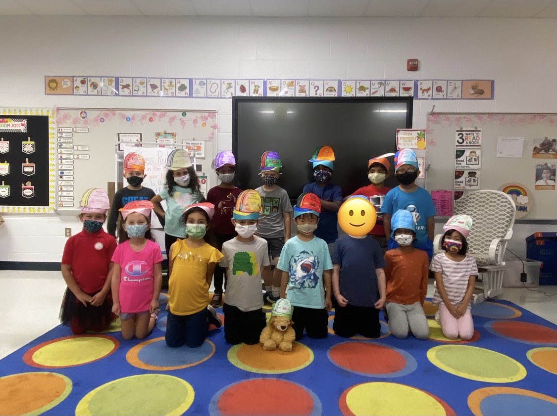 MissStumm's tweet photo. Today we celebrated the end of our first reading unit and all of the good reading habits weโve built! ๐๐๐ทโโ๏ธ @Discovery_elem #firstgrade #readingunitsofstudy #buildinggoodreadinghabits https://t.co/NA7lJ4D5iN