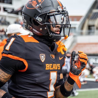 _yungcoop05's tweet photo. Blessed to say I have Received my First Divison One Scholarship to Oregon St!! Thanks To @coachTcsm and @Ogthetruth And a huge Thanks @kefenseh and @CoachAdamsOSU !!!
#ogisdbu https://t.co/tbS87ina8b