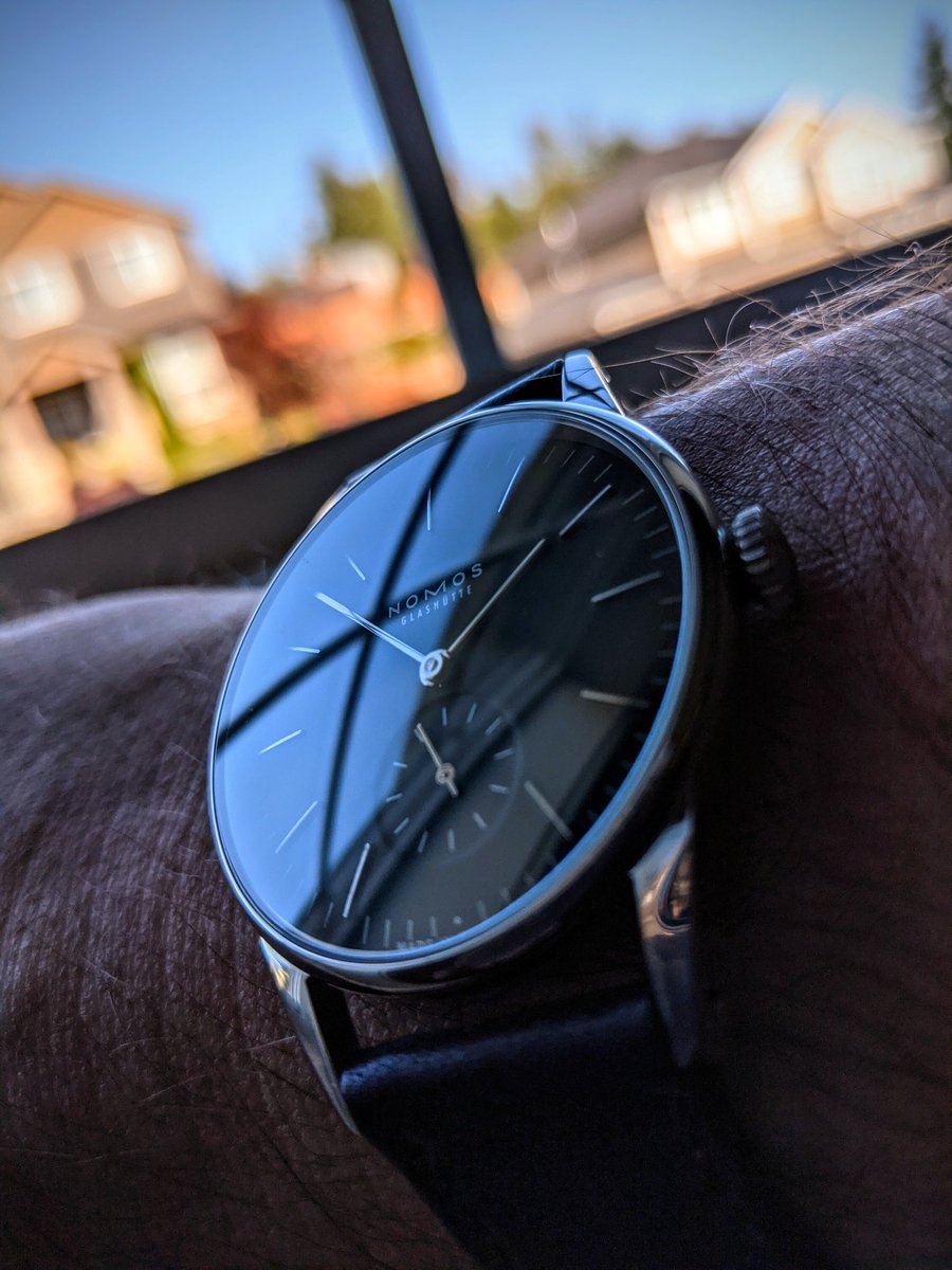 time_norman's tweet photo. Ahh blue skies, black dial.

#killingtimewithnorman
#nomos #nomosorion #bauhauswatches #dresswatches
#watches #wristwatch #wristwatches #watchesofinsta #watchfam #youtube #wristporn #watchbox https://t.co/J736nqi1te