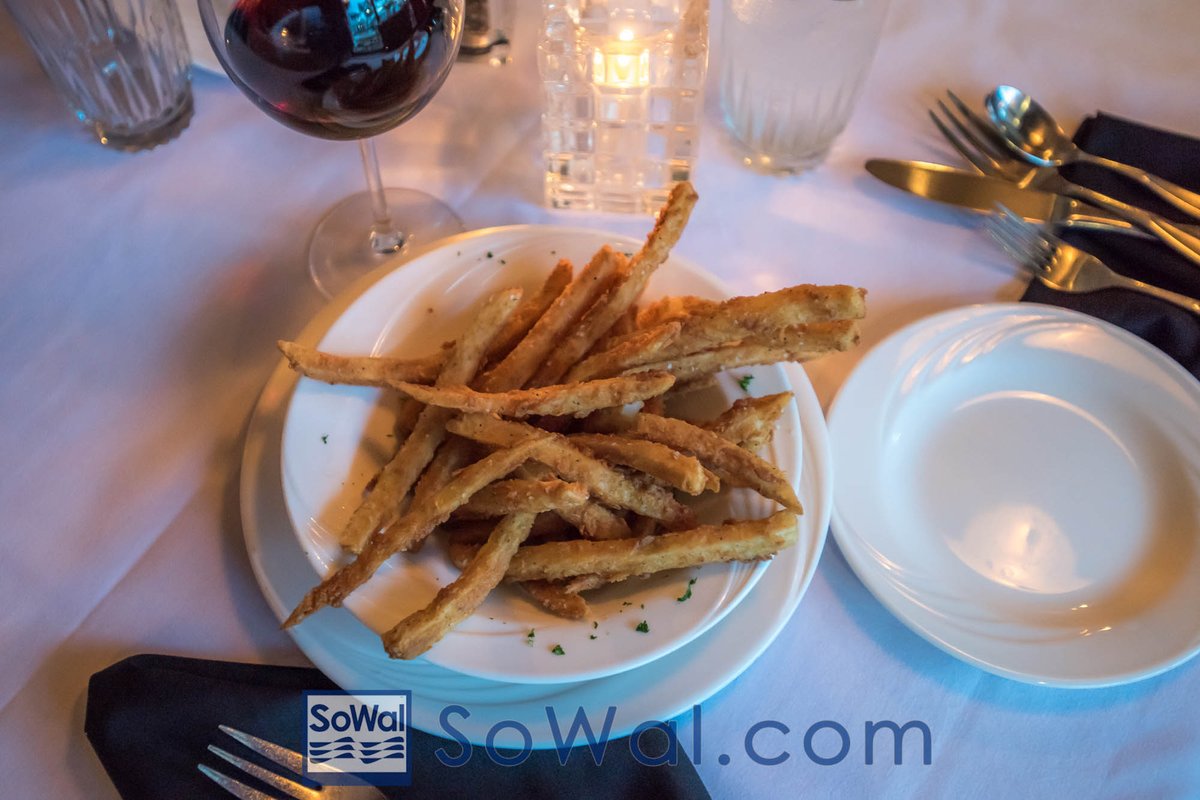 MarlinGrill's tweet photo. Our version of the perfect FRYday 🍟

📸: SoWal

#MarlinGrill #Sandestin #Florida #Fridays #Fries #EatLocal #FineDining https://t.co/SIYPcZQzNP