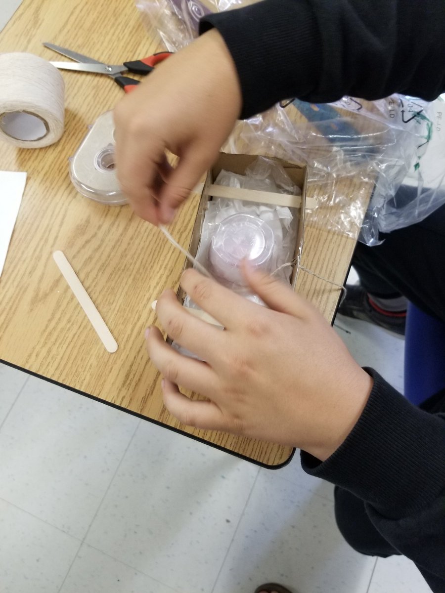 MrsDWatson7's tweet photo. Today was our annual The Boy Who Lived Egg Drop Challenge! Our grade 5 class did an amazing job and almost all the eggs survived! Hands on learning is always so engaging! #SFAPVNC #pvnclearns https://t.co/ECow4uz642