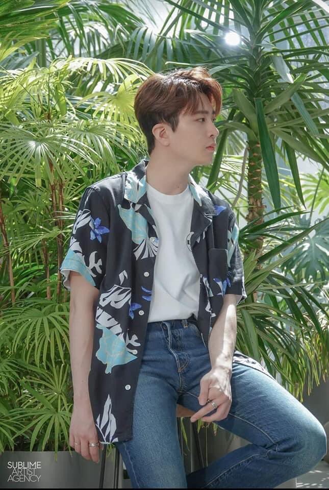 khianngio's tweet photo. ..ไม่หมวยแล้วนะ....หล่อมากกกกก 🌙💚 @GOTYJ_Ars_Vita 
#Vibin  
#youngjae  
#Ars  
#ColorsfromArs  
#blatinummusic
#RYCE @ryce_ent https://t.co/6JfnpbTwT5
