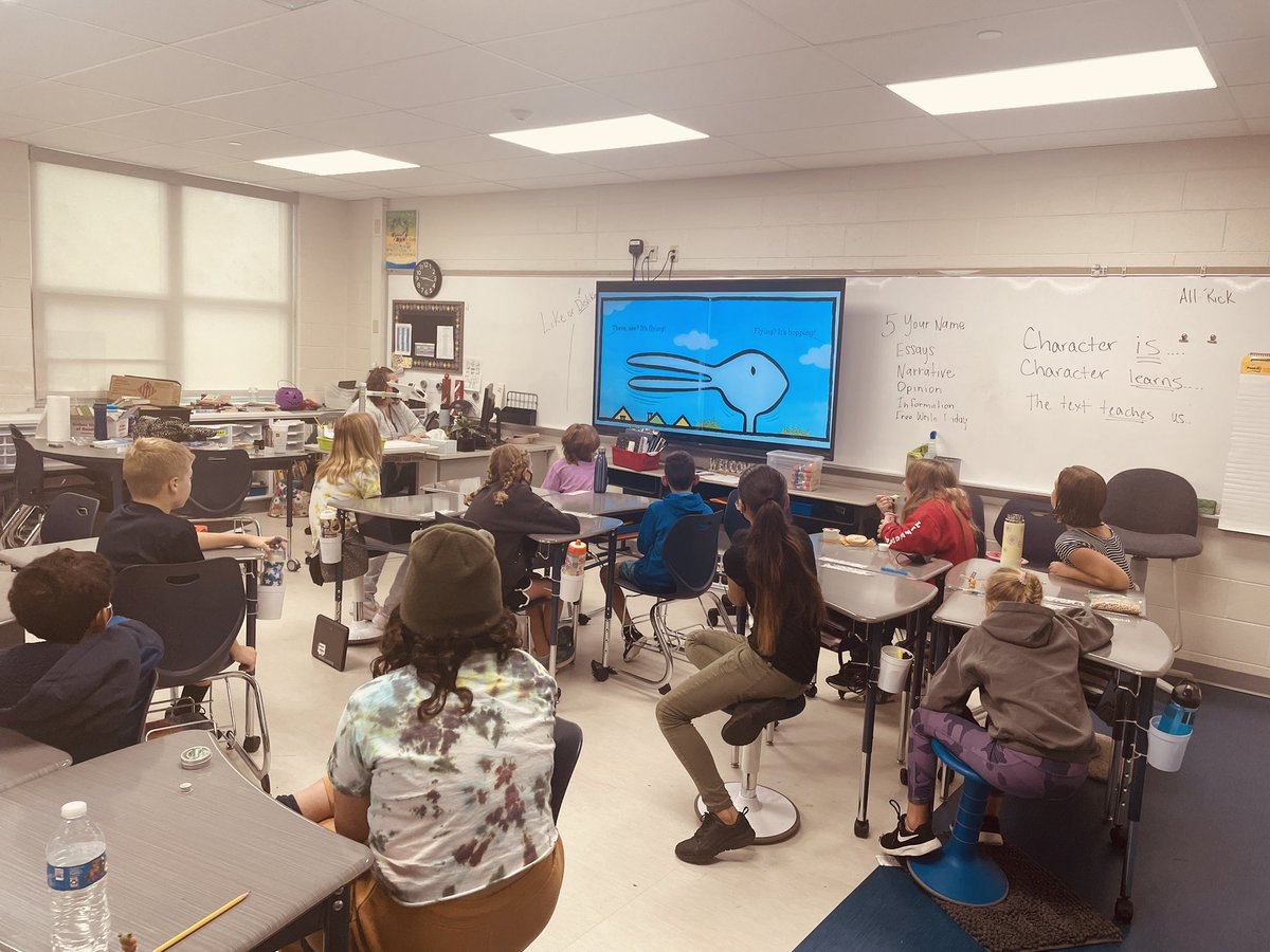 MsBeccaSLP's tweet photo. Love spending time in classrooms and teaching with amazing colleagues! Today’s lesson on perspective-taking is one of my favorites! Is it a duck or a rabbit? #EWISPride @MissKossHCS @RebeccaUlrich17 https://t.co/pgXkGwFU0X