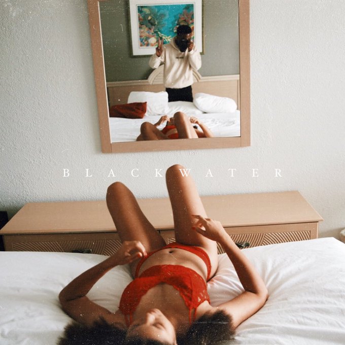 Because it&rsquo;s Friday and we missed #BlackWaterWednesday we&rsquo;ll call it #BlackFriday and everything goes<a href="/tag/blackwaterwednesday"class="tags">#BlackWaterWednesday</a><a href="/tag/blackfriday"class="tags"><span>#blackfriday</span></a>