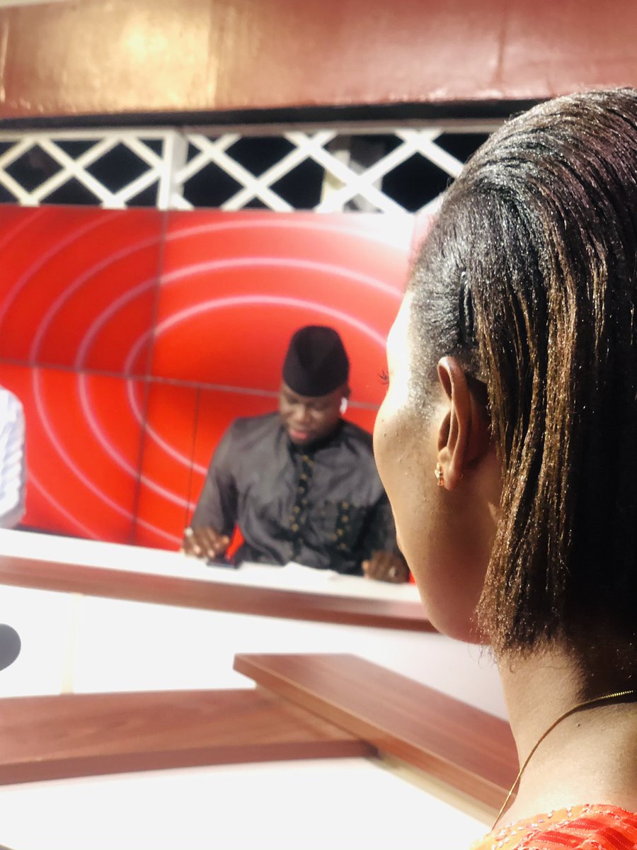 2stvsenegal's tweet photo. ✨#TOUTESTLA C’EST EN DIRECT ET À L’INSTANT... https://t.co/RgQAtPu52S
