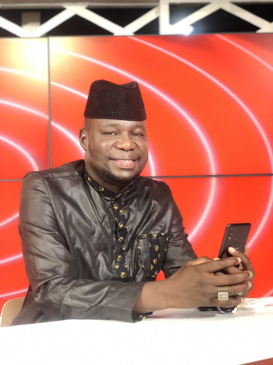 2stvsenegal's tweet photo. ✨#TOUTESTLA C’EST EN DIRECT ET À L’INSTANT... https://t.co/MgGAmr6ZWM