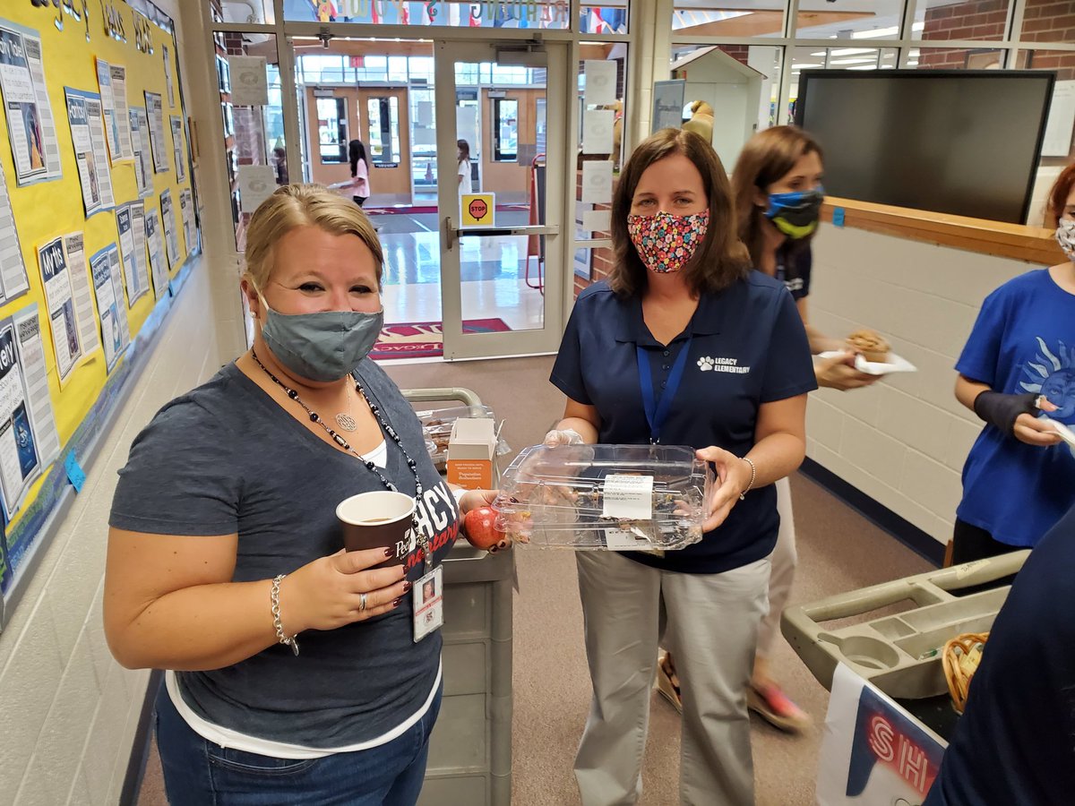 Logan McIntosh (@jloganmcintoshv) on Twitter photo Thanks, <a href="/LCPSLegacy/">Legacy Elementary</a> admin team for the yummy treats today! Loved Shadow's Apple Cart! Thanks, <a href="/LCPSLegacy/">Legacy Elementary</a> admin team for the yummy treats today! Loved Shadow's Apple Cart!
