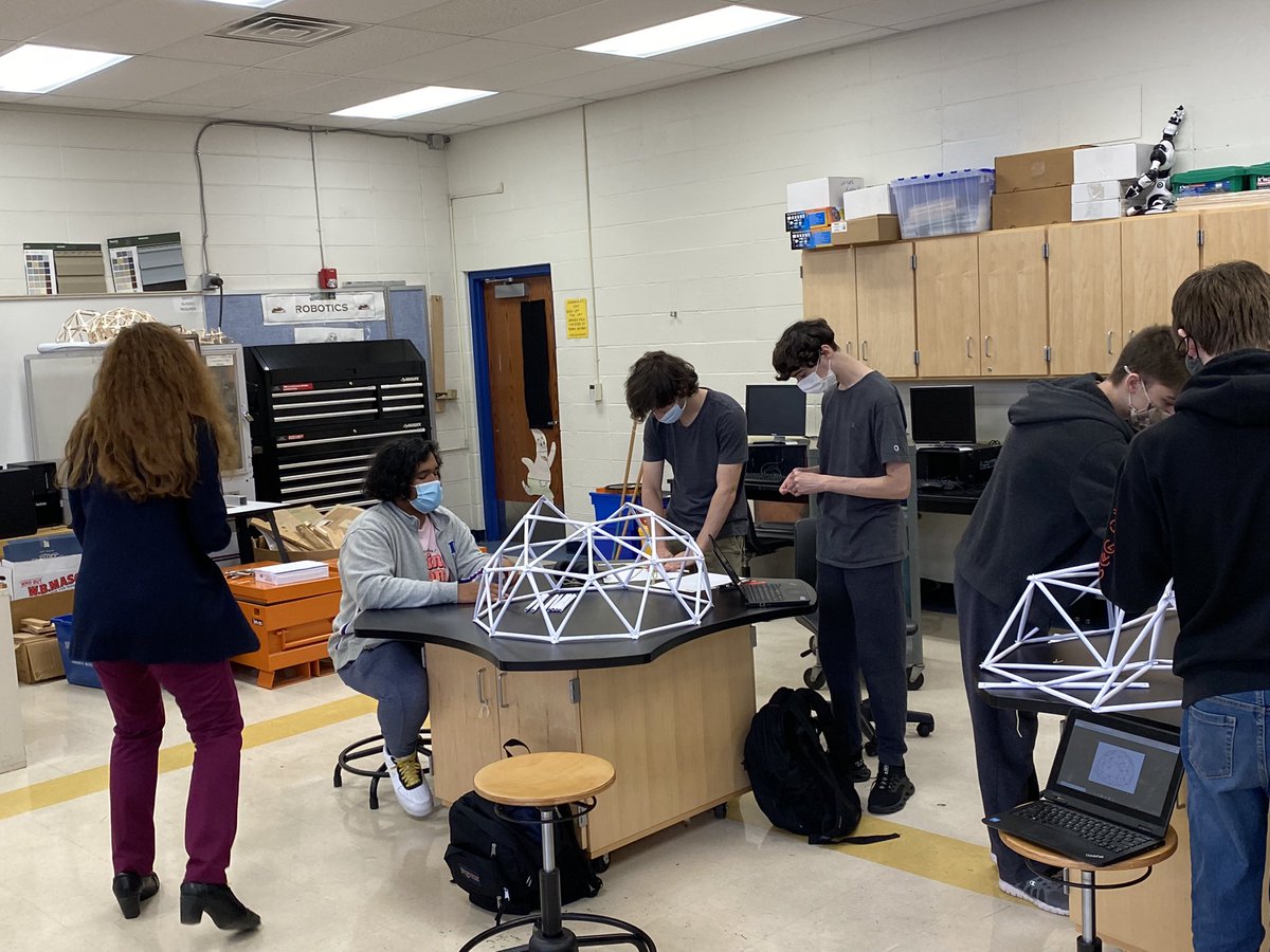 CDevineEdu's tweet photo. Engineering students learning how to construct geodesic domes with paper! Great job Mrs. Sawicki! @JTHSFalcons @AcademiesJths @JTPSBOE https://t.co/JMib97siBZ