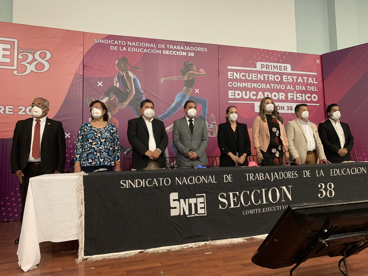 SergioARmzM38's tweet photo. Inauguración del Primer Encuentro Estatal Conmemorativo al Día del Educador Físico en nuestra #Seccion38 Mi querido amigo Iván Eduardo Rodriguez Medina preside el evento en representación de nuestro Srio Gral @xicotencatl38 Xicoténcatl de la Cruz Garcia https://t.co/vsP7j6YqJz