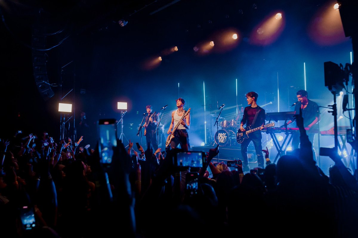 whydontwemusic's tweet photo. still not over how magical this was. thank you LA for an incredible night 🤍 https://t.co/u0F6ZaP59C