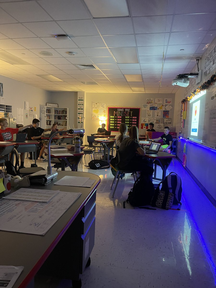 We played Gimkit today to make reviewing types of pronouns a little more fun! <a href="/EAGLESatHMS/">Holliday MS</a>