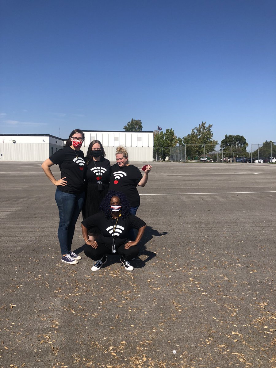 miss_fry3's tweet photo. This about sums it up! #bestteamever @HMC1Proud @HMSANTAFE @Kathlee94672917 @Tamara20663793 #secondgrade #ourconnectionisstrong https://t.co/TuPs4fBV3y