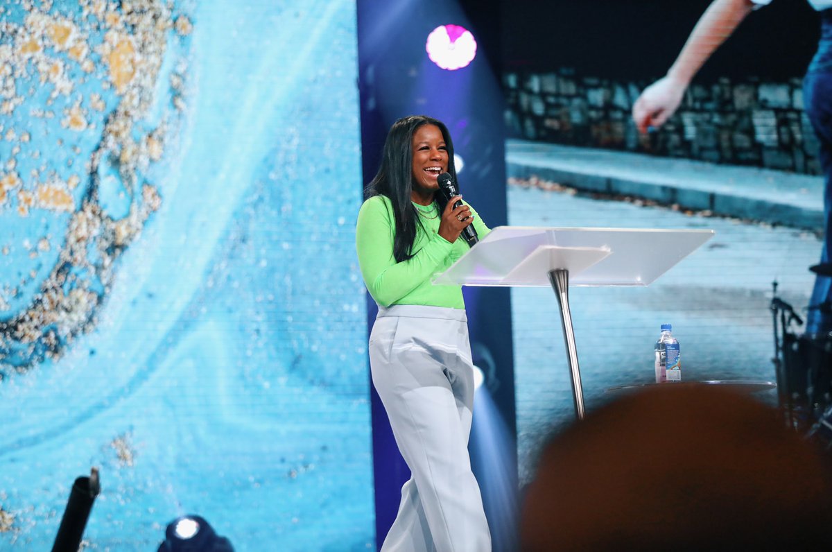 jamesriver's tweet photo. An amazing morning at Designed for Life Conference - from the super-fun opener to amazing messages from Ps @onekamcclellan & Ps @juliaveach to the POWERFUL Sisterhood Prayer Meeting. And there’s more to come! Doors open at 5p!
#dflconf2021 #divineimage #designedsisterhood https://t.co/e9caMn6qA8