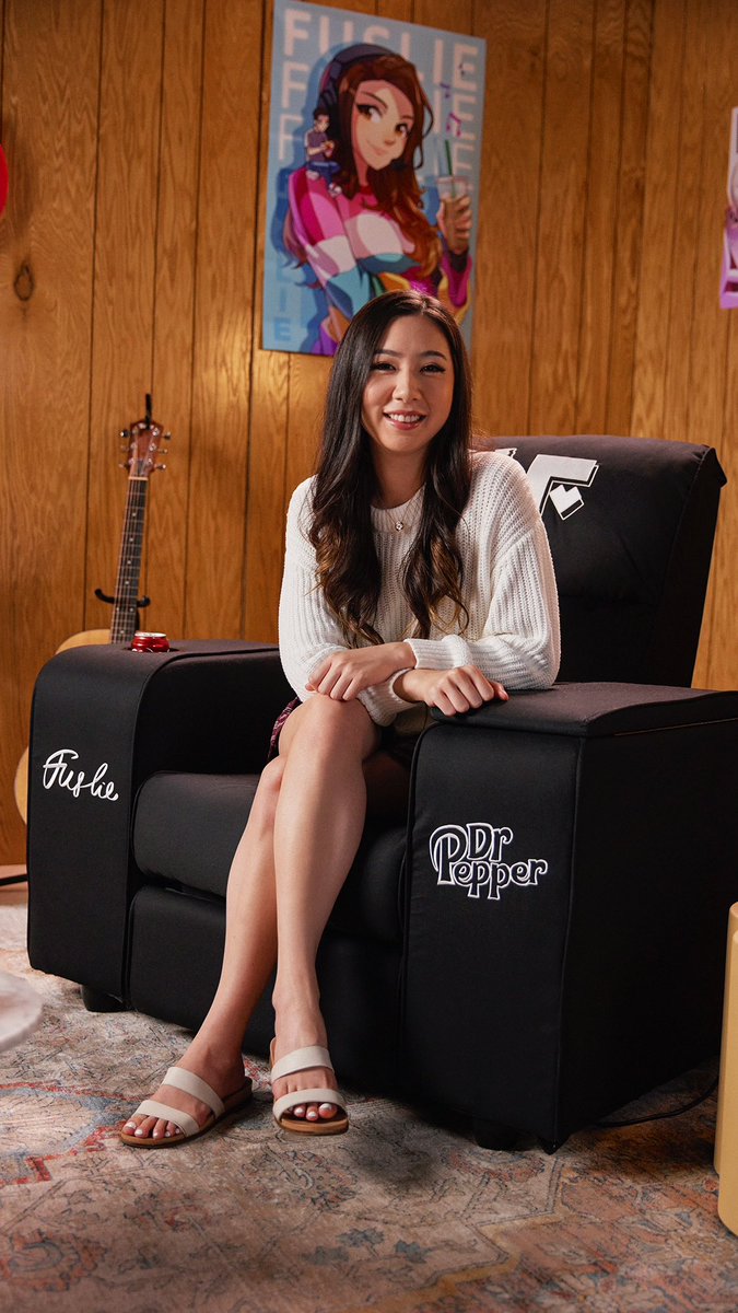 fuslie's tweet photo. AHHH excited to announce that I am partnering with @drpepper! To kick off, we did a collab for the BEST. GAMING. CHAIR. EVER. We co-designed a chair that is comfy, stylish and has a built-in fridge. 

Enter now and tune in to @ntwrk Oct 14 at 11am PT for the drop! #dppartner #ad https://t.co/U22ZgRhTVI