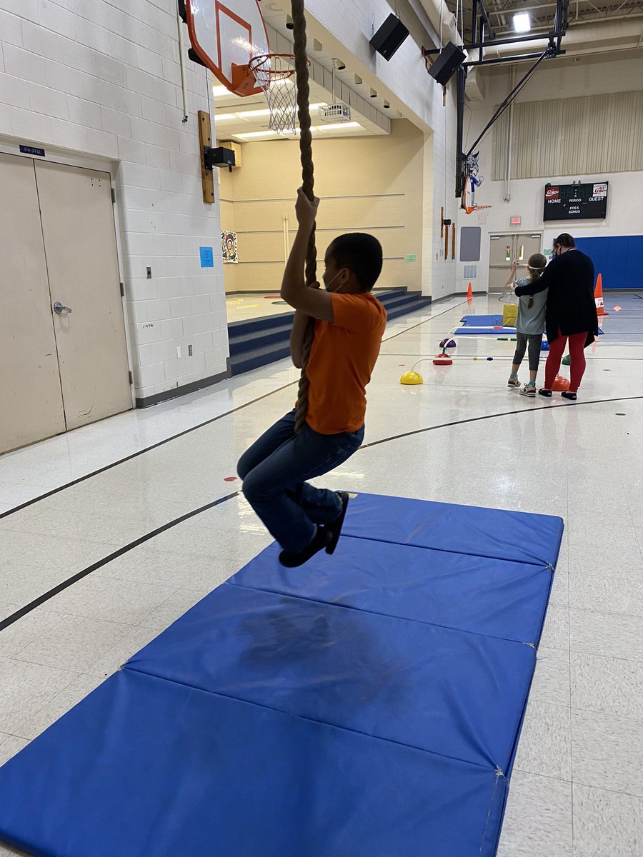 ✏️ Miss Slattery tweet media