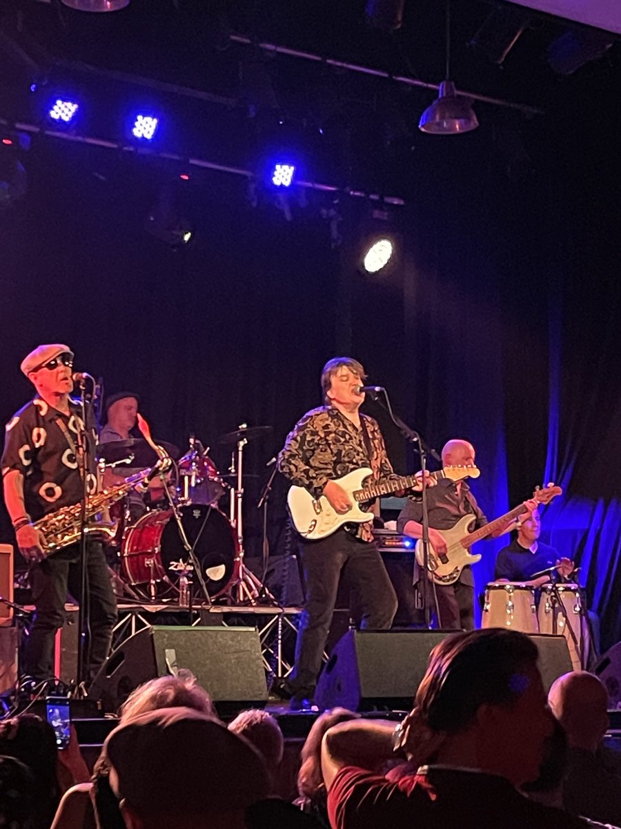 Great set at 229 Club ⁦<a href="/theblowmonkeys/">@theblowmonkeys.bsky.social</a>⁩ - appreciate the shout out Robert