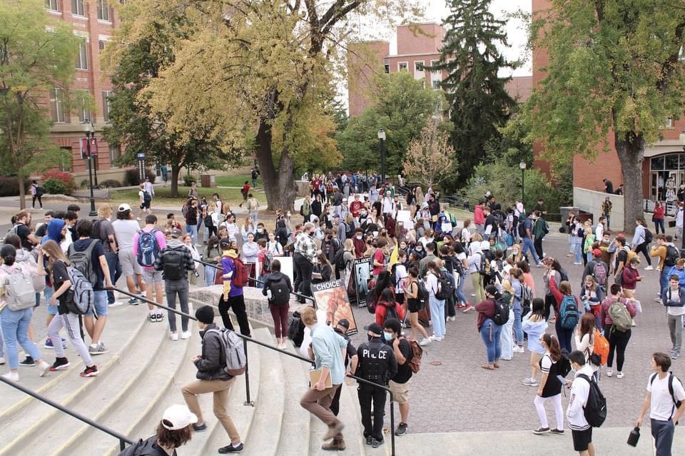 TinyHeartbeatM's tweet photo. "I cannot go to class with this going on!" - WSU Freshman

It's remarkable to see people try to hide the truth of abortion while they celebrate it at the same time. In the words of the great William Wilberforce, "You can look away but you can never again say you did not know." https://t.co/BZgIX8r80t