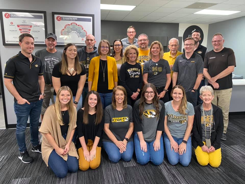 ZRGMarketing's tweet photo. We got spirit, yes we do! We got spirit! How bout you? Happy Homecoming Mizzou!!!🐯 #spiritweek https://t.co/XgQc5gMvqj