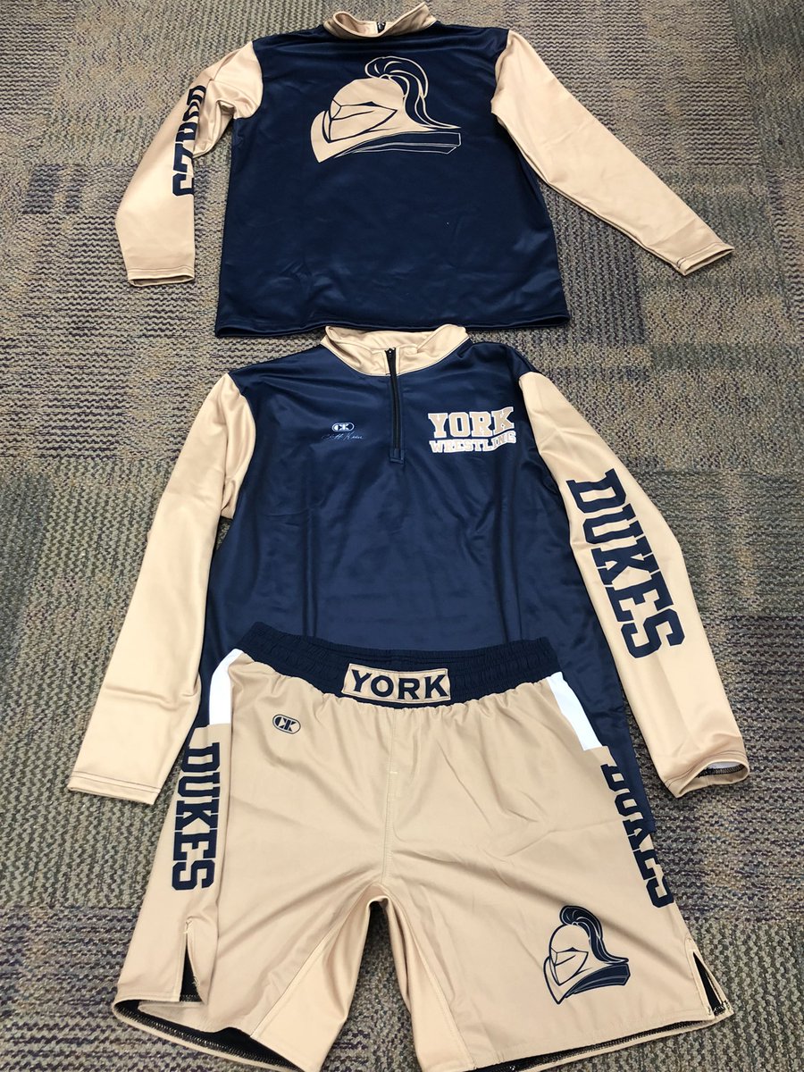 YorkDukeWrestle's tweet photo. Our New High School Warmups are IN!!!! Thank you to @CP308 for setting us up with these warmups! Also a big thank you to York Booster Club for helping making this happen! 🔥🤼‍♂️ #GoDukes #DukeWrestling https://t.co/sc4mjieHUH