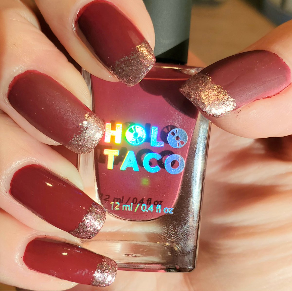 kellibudway's tweet photo. Thank goodness for #holotaco #peelybase ๐ @holotaco couldn't wait to try a few more looks with the beautiful Tea Crรจme colours plus a little #fakedate on my other hand ๐ @nailogical @holocombo https://t.co/ngPFmkn4NR