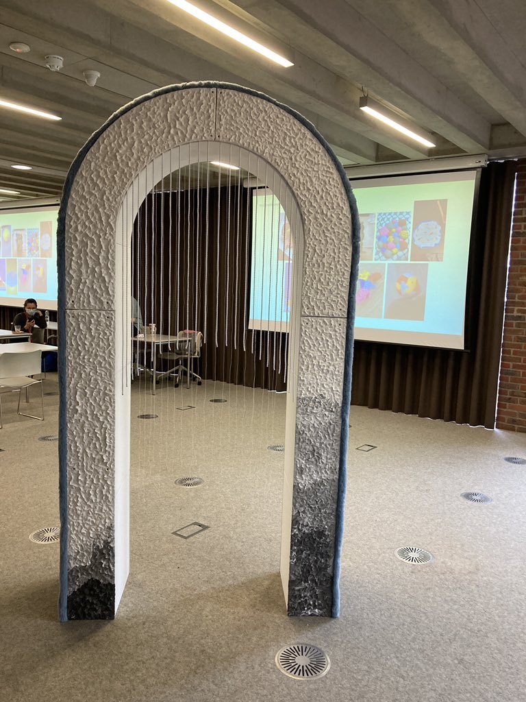 IzzyIzzyParker's tweet photo. Thanks to everyone that came by today for #WorldMentalHealthDay it was a delight to show my transition piece @OrtusMaudsley and host Emotive Workshops for all our attendees. Huge thanks to @Bethlem_Gallery @maudsleycharity @g_modinos and her lab members - it was a fantastic day! https://t.co/mTIkTwIEyv