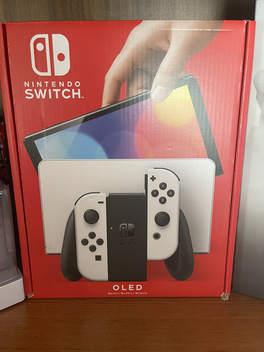 Renemaldonadojr's tweet photo. LET'S GOOOOOOO Nintendo Oled &amp; Metroid Dread finally here #NintendoSwitchOLED #Nintendo #NintendoSwitch #MetroidDread #metroiddreadspecialedition #metroiddreadamiibo ##MetroidDreadFriday #bestbuy https://t.co/5S7VAhBO4z