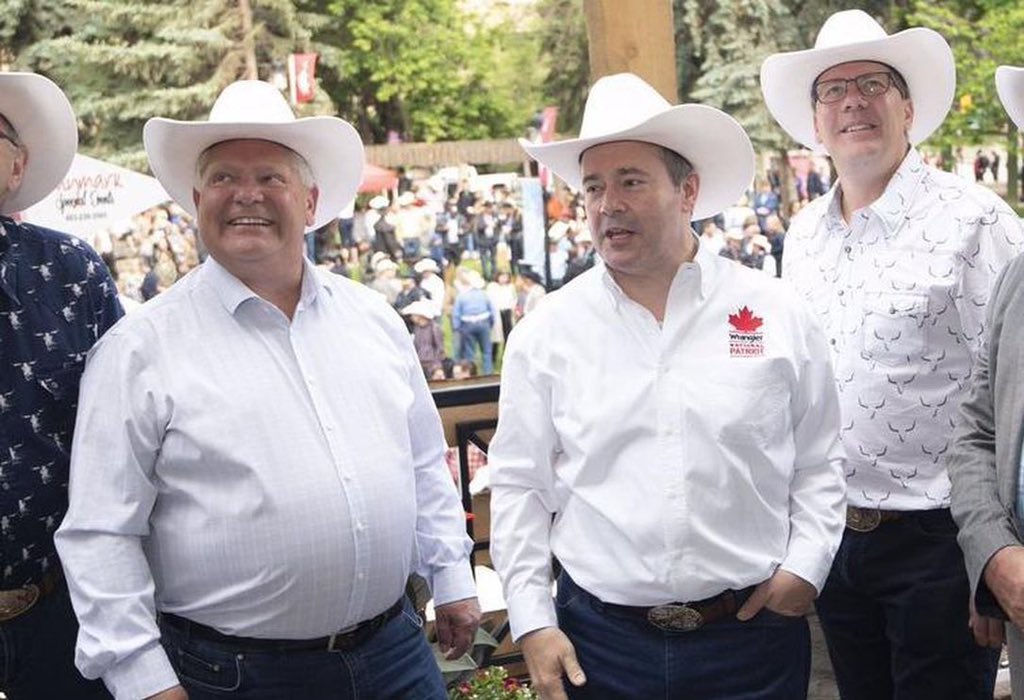brian_downey1's tweet photo. BREAKING NEWS! Doug Ford's Gov has just announced the Pandemic is officially over! 100% capacity now allowed at most concert and sports arenas. Sounds like what Kenney did in Alberta a few months ago. What could go wrong? 🤣
.@fordnation #VoteFordOut2022 https://t.co/AsEqghM6DB